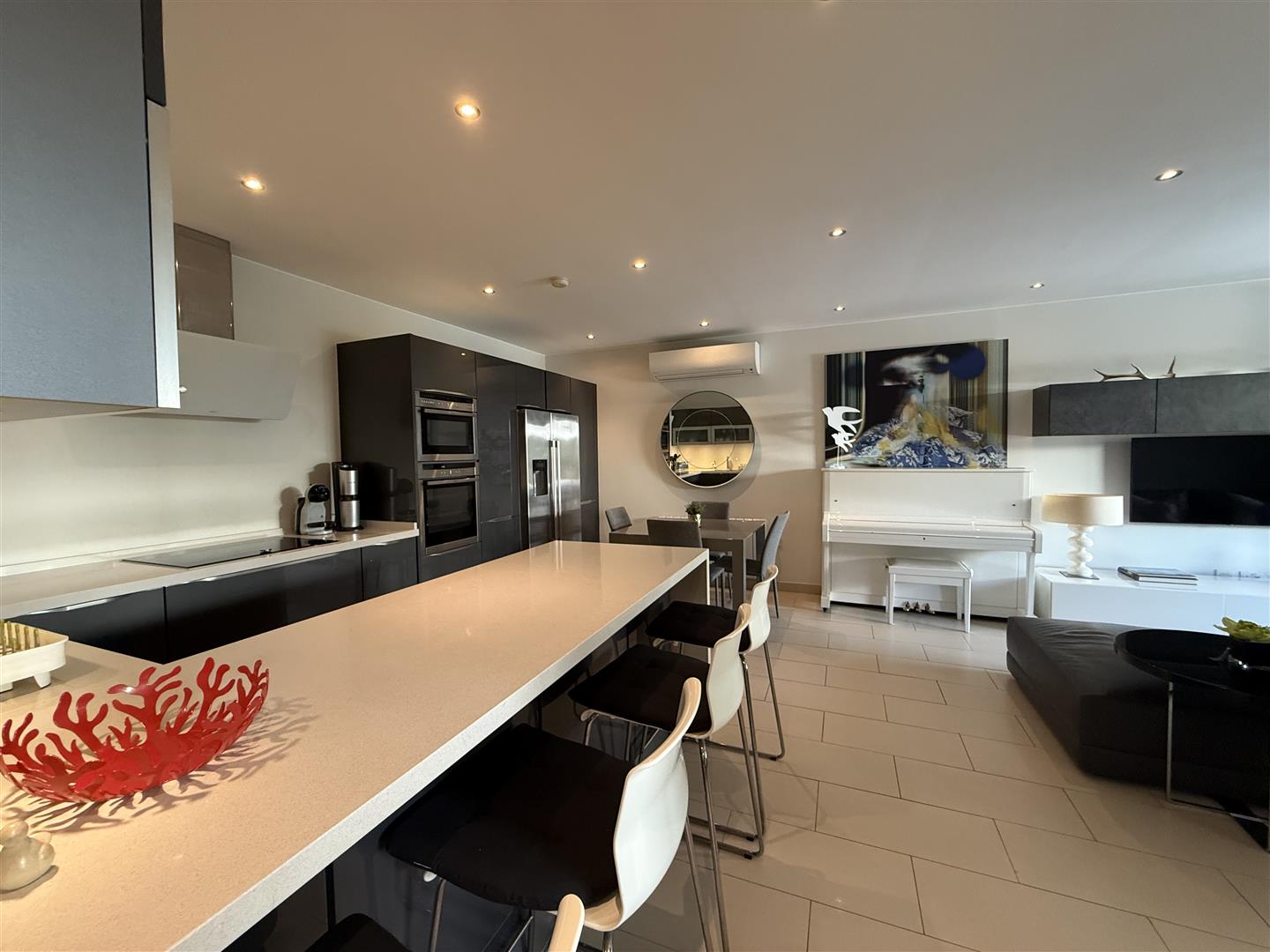 Image of Apartment - 2 Bedrooms - 2 Bathrooms for Rental in Ocean Village-Gibraltar, Image 7